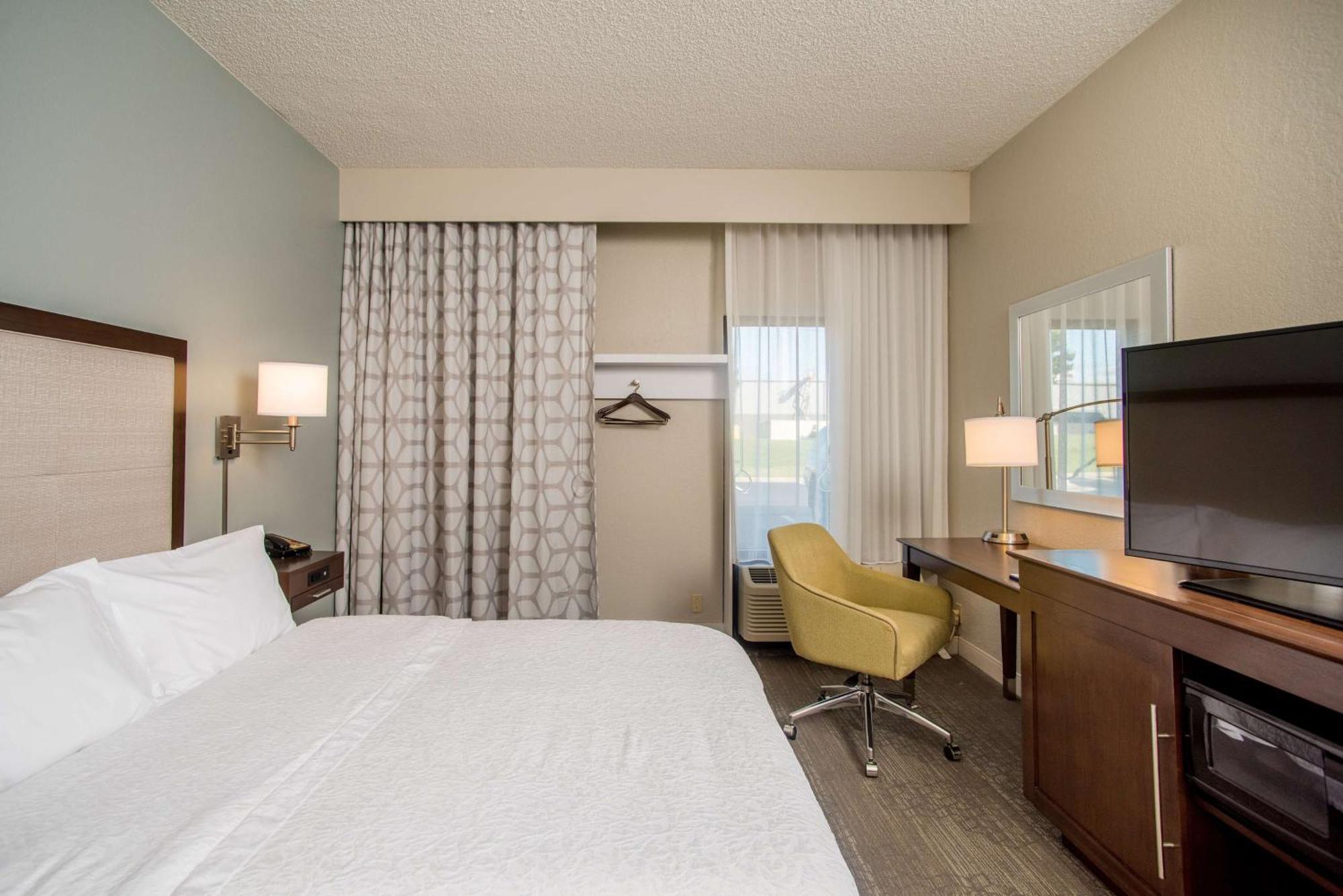 Hampton Inn Joplin Ngoại thất bức ảnh
