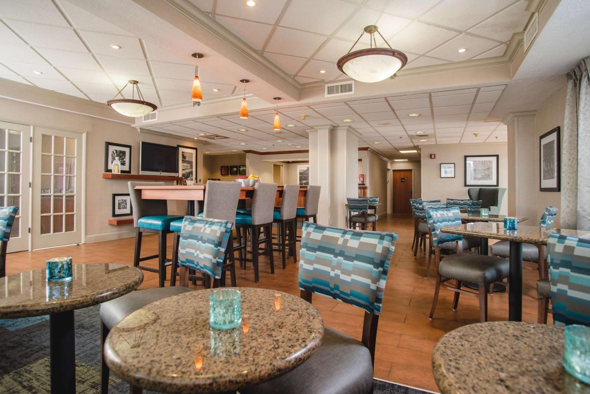 Hampton Inn Joplin Ngoại thất bức ảnh