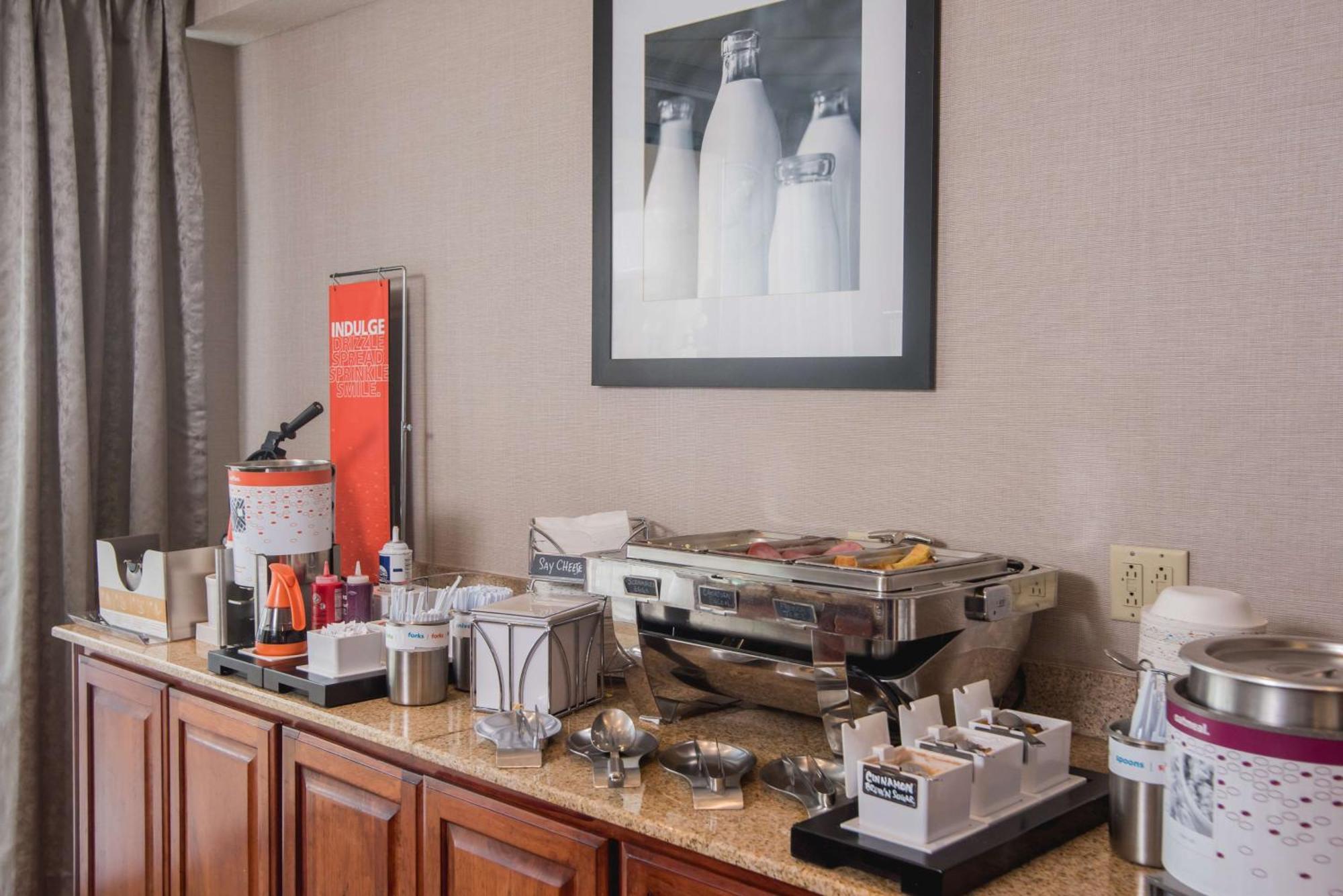 Hampton Inn Joplin Ngoại thất bức ảnh
