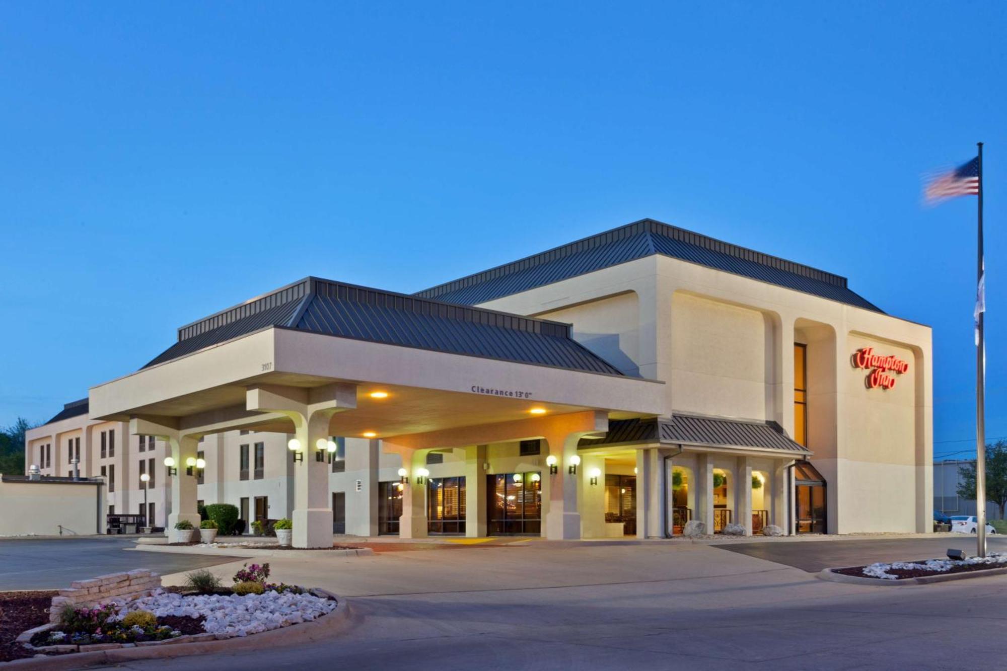 Hampton Inn Joplin Ngoại thất bức ảnh